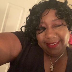 Meet your Posher, Corinne